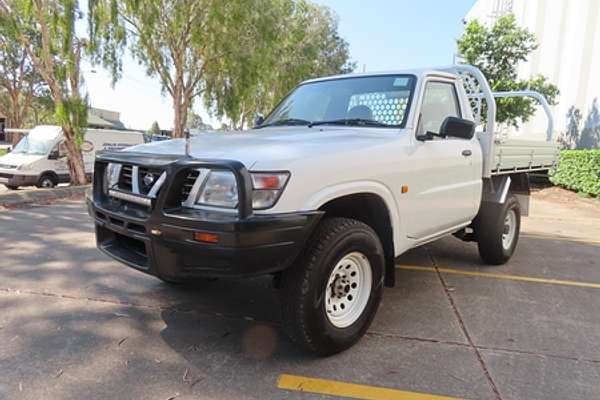2001 Nissan Patrol DX GU 4X4