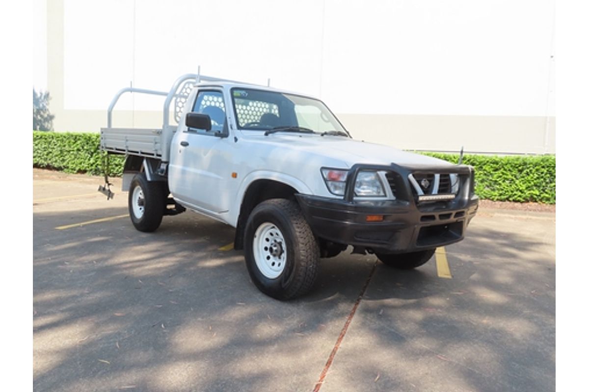 2001 Nissan Patrol DX GU 4X4