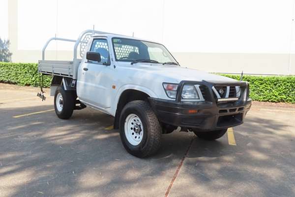 2001 Nissan Patrol DX GU 4X4