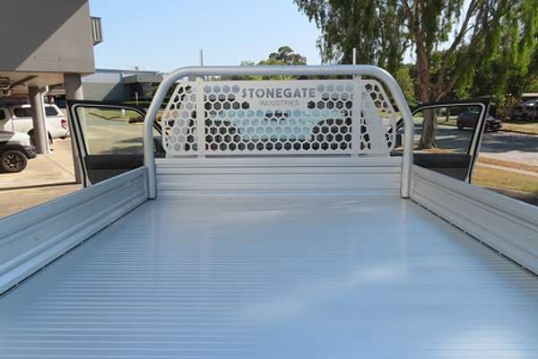 2001 Nissan Patrol DX GU 4X4