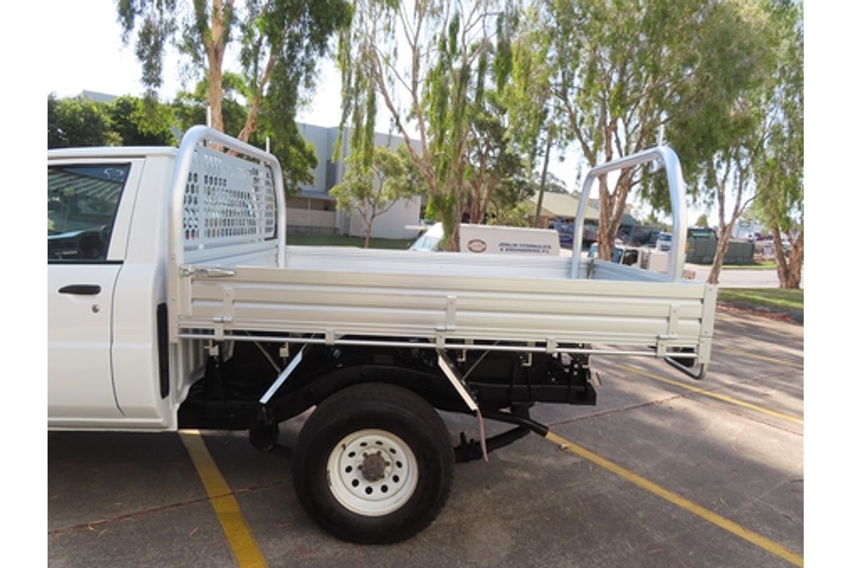 2001 Nissan Patrol DX GU 4X4