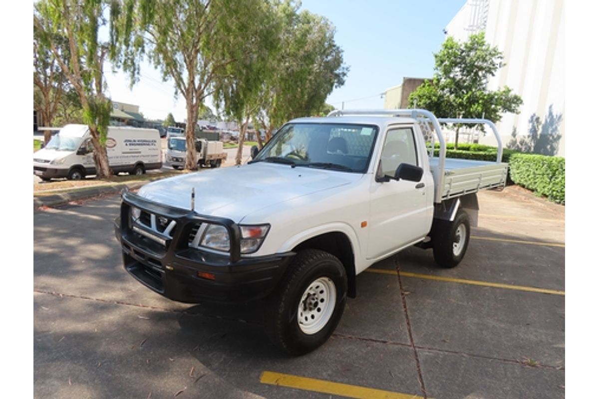 2001 Nissan Patrol DX GU 4X4