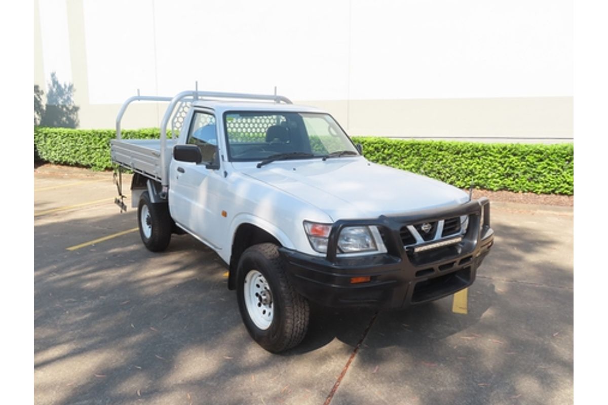 2001 Nissan Patrol DX GU 4X4