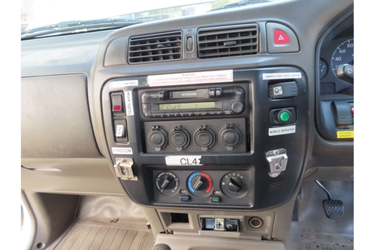2001 Nissan Patrol DX GU 4X4