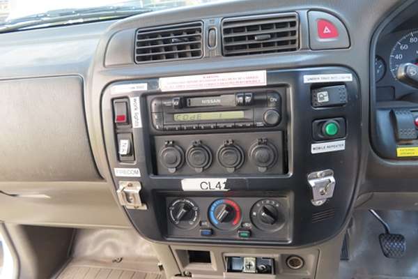 2001 Nissan Patrol DX GU 4X4