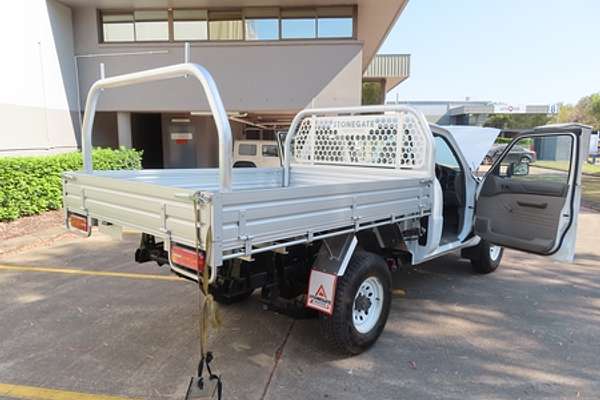 2001 Nissan Patrol DX GU 4X4