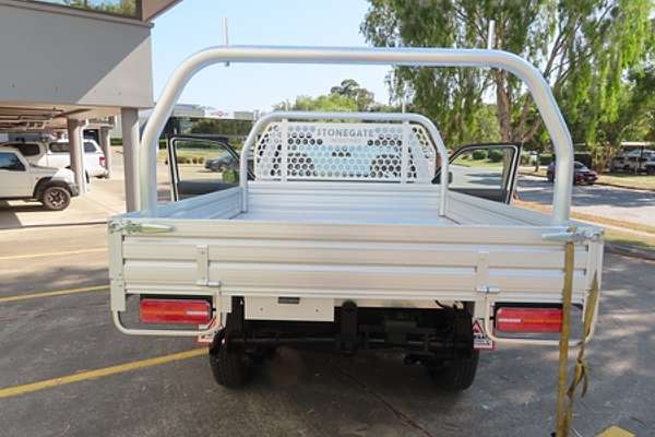 2001 Nissan Patrol DX GU 4X4