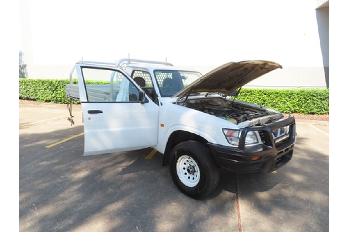 2001 Nissan Patrol DX GU 4X4