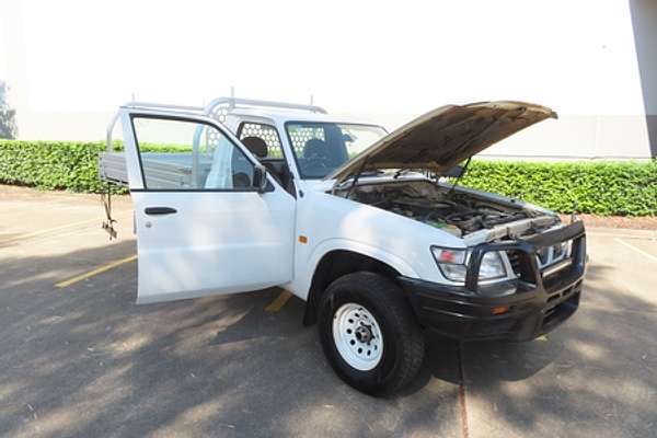 2001 Nissan Patrol DX GU 4X4