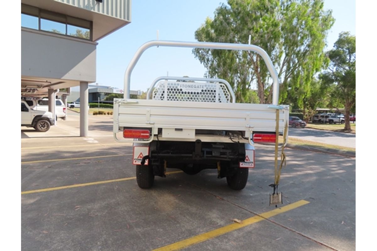 2001 Nissan Patrol DX GU 4X4