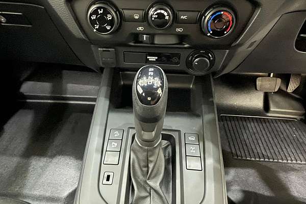 2025 Isuzu D-MAX X-RIDER 4X4