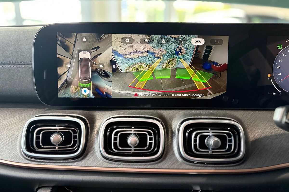 2025 Jaecoo J8 Track