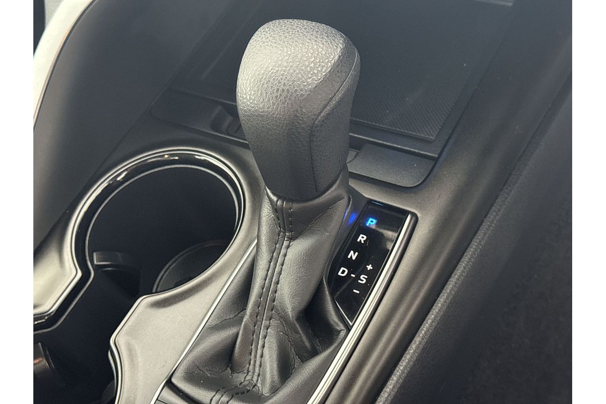 2024 Toyota Camry Ascent AXVH70R
