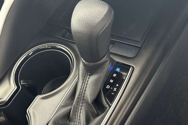 2024 Toyota Camry Ascent AXVH70R