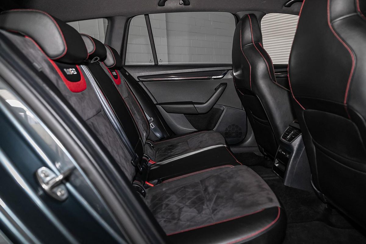 2019 SKODA Octavia RS 245 NE