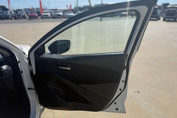 2024 Mazda 2 G15 Pure DJ Series