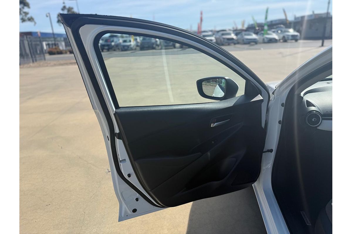 2024 Mazda 2 G15 Pure DJ Series