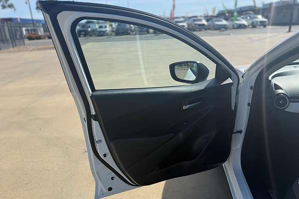 2024 Mazda 2 G15 Pure DJ Series