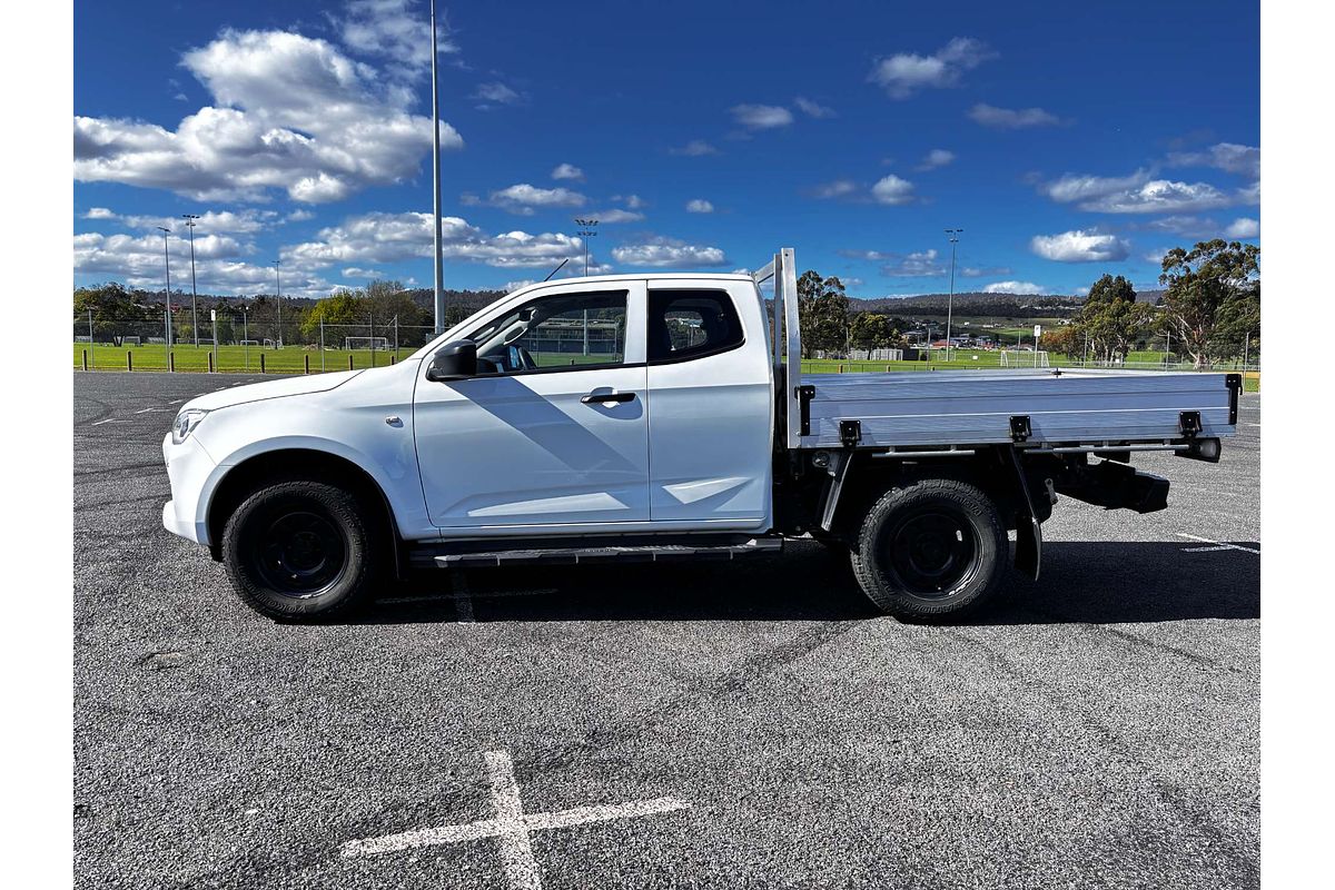 2022 Isuzu D-MAX SX 4X4