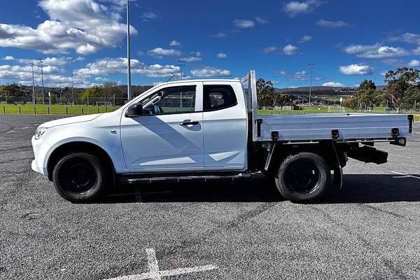 2022 Isuzu D-MAX SX 4X4