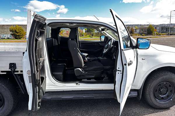 2022 Isuzu D-MAX SX 4X4