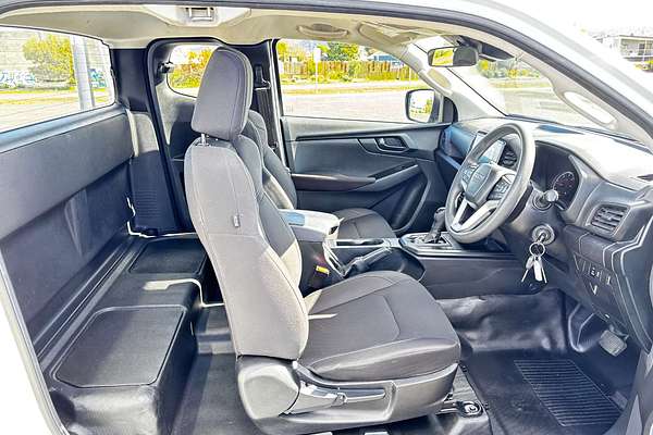 2022 Isuzu D-MAX SX 4X4