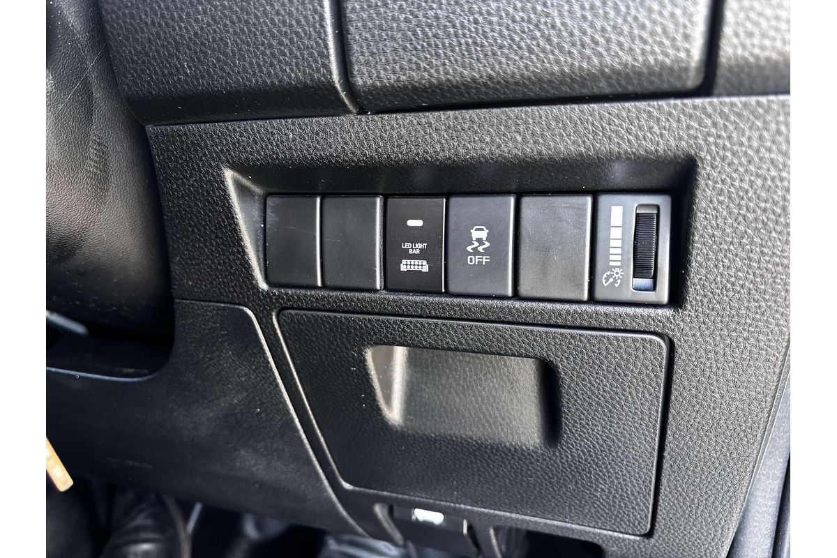 2022 Isuzu D-MAX SX 4X4