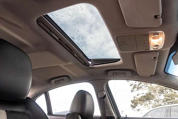 2014 Holden Calais V VF