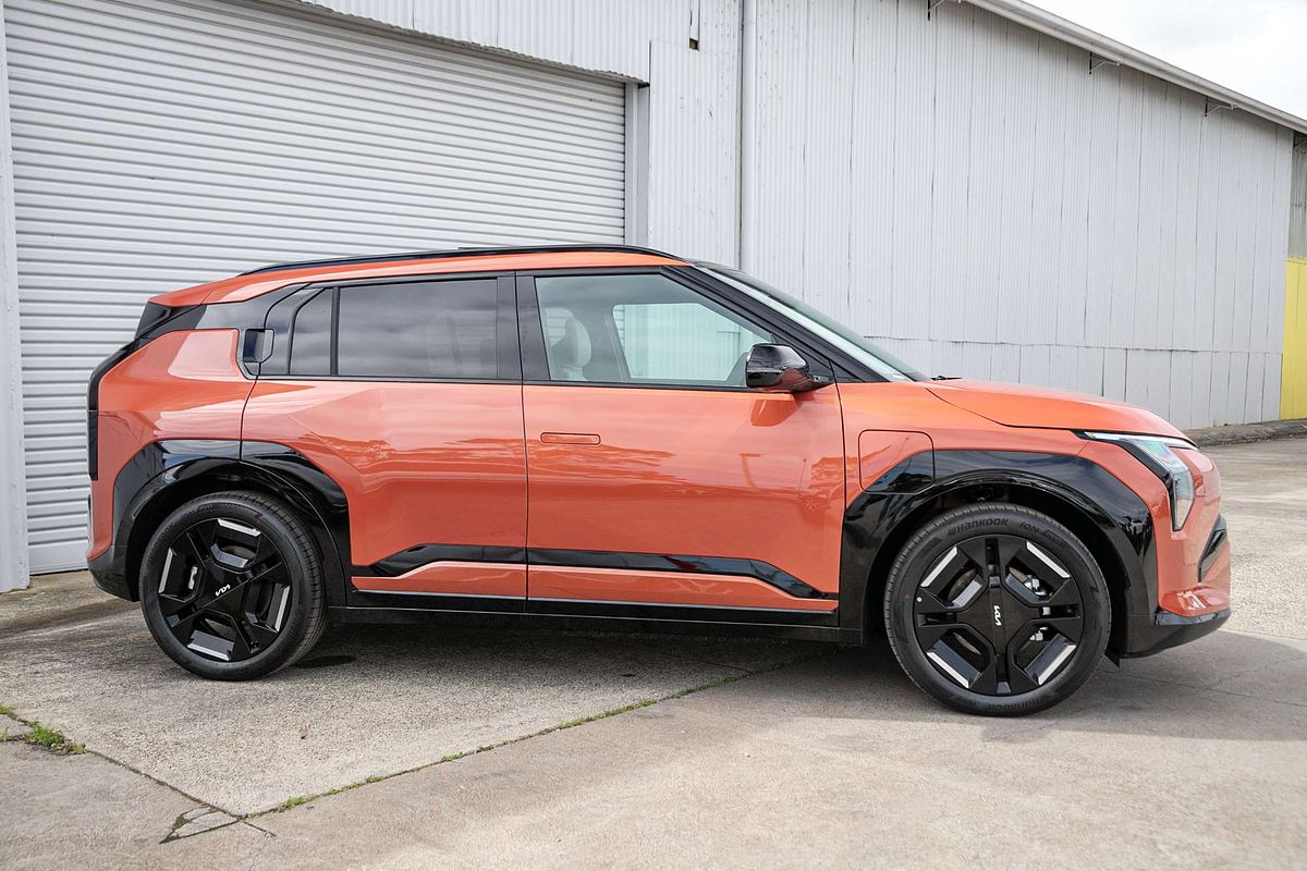 2025 Kia EV3 GT-Line Long Range SV