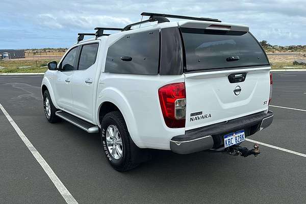 2015 Nissan Navara ST D23 4X4