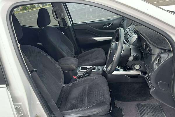 2015 Nissan Navara ST D23 4X4