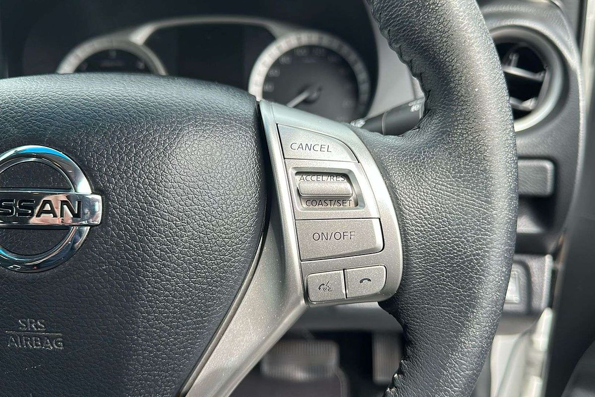 2015 Nissan Navara ST D23 4X4