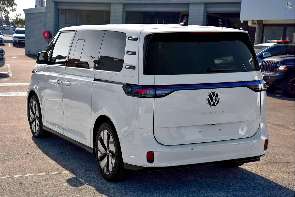 2025 Volkswagen ID. Buzz Pro BEV560 EB SWB
