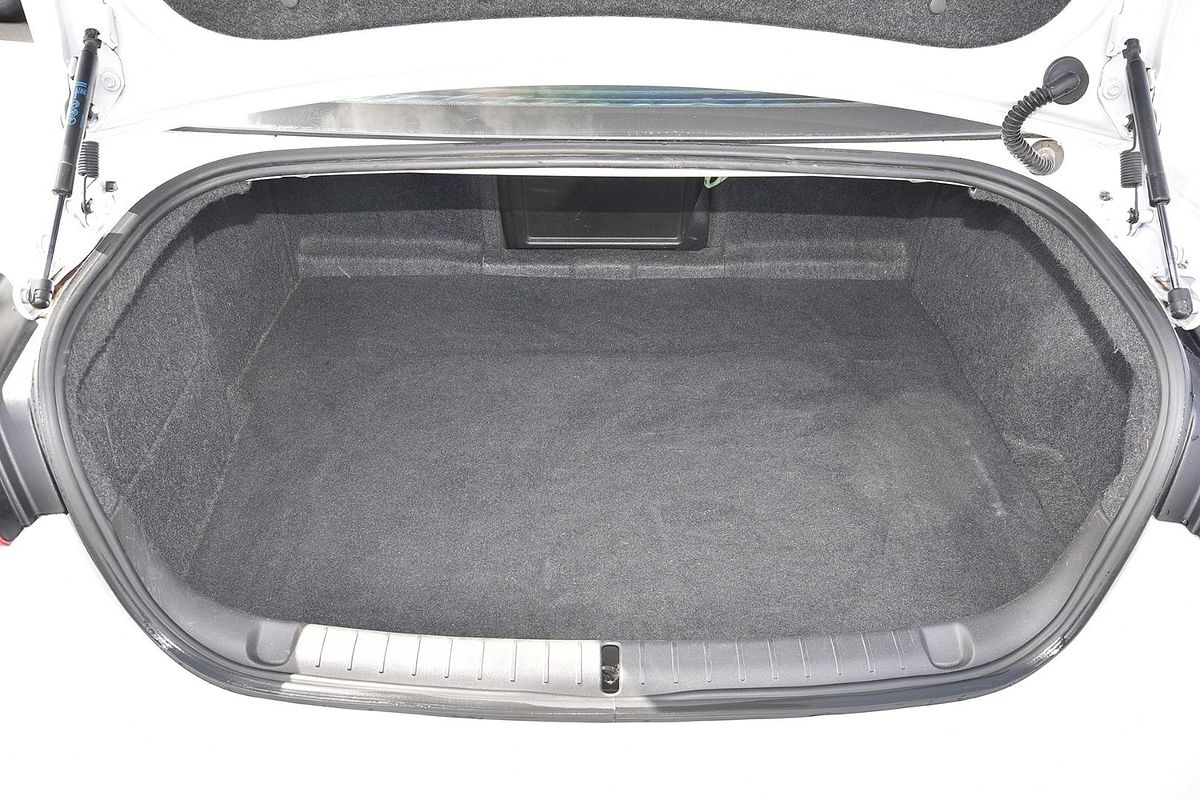 2014 Holden Commodore SV6 VF