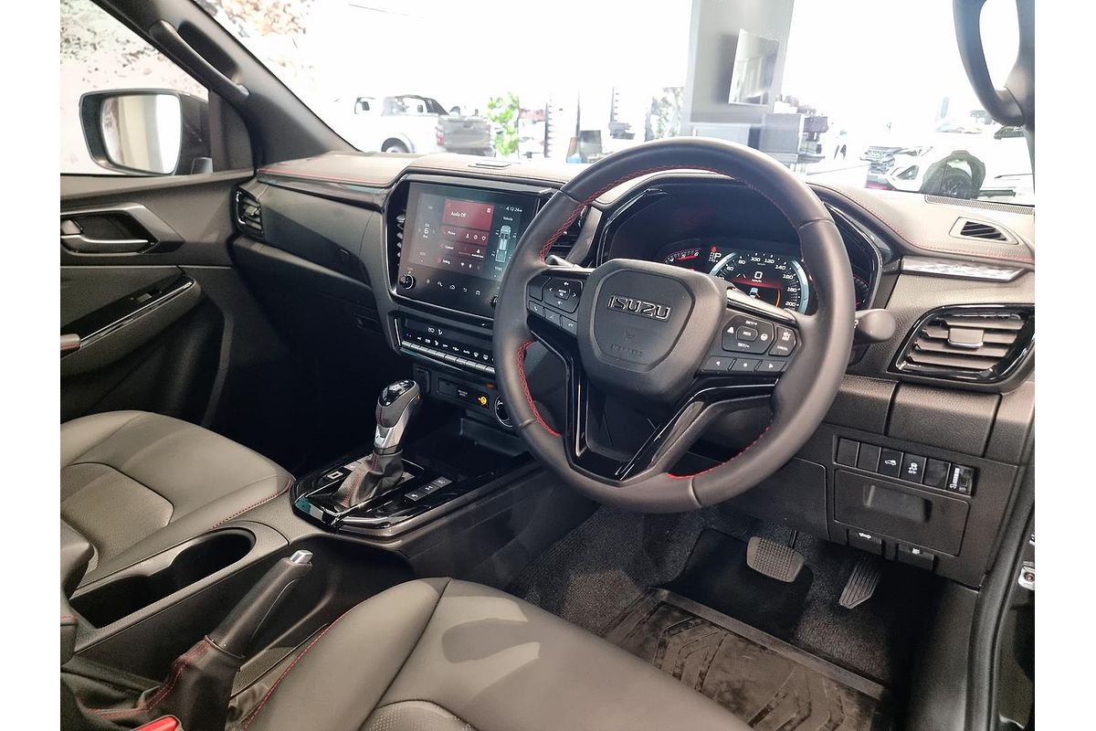 2025 Isuzu D-MAX X-TERRAIN 4X4