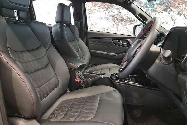 2025 Isuzu D-MAX X-TERRAIN 4X4