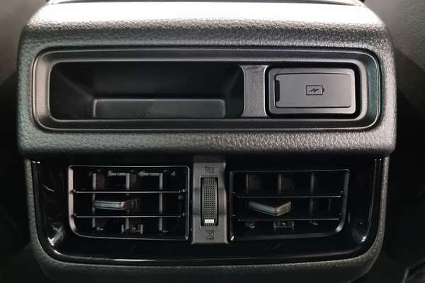 2025 Isuzu D-MAX X-TERRAIN 4X4