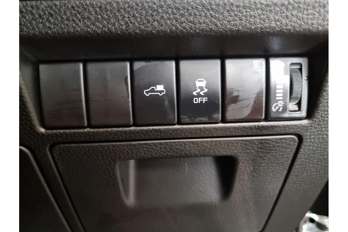 2025 Isuzu D-MAX X-TERRAIN 4X4