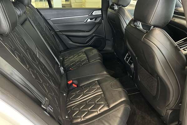 2022 Peugeot 508 GT R8