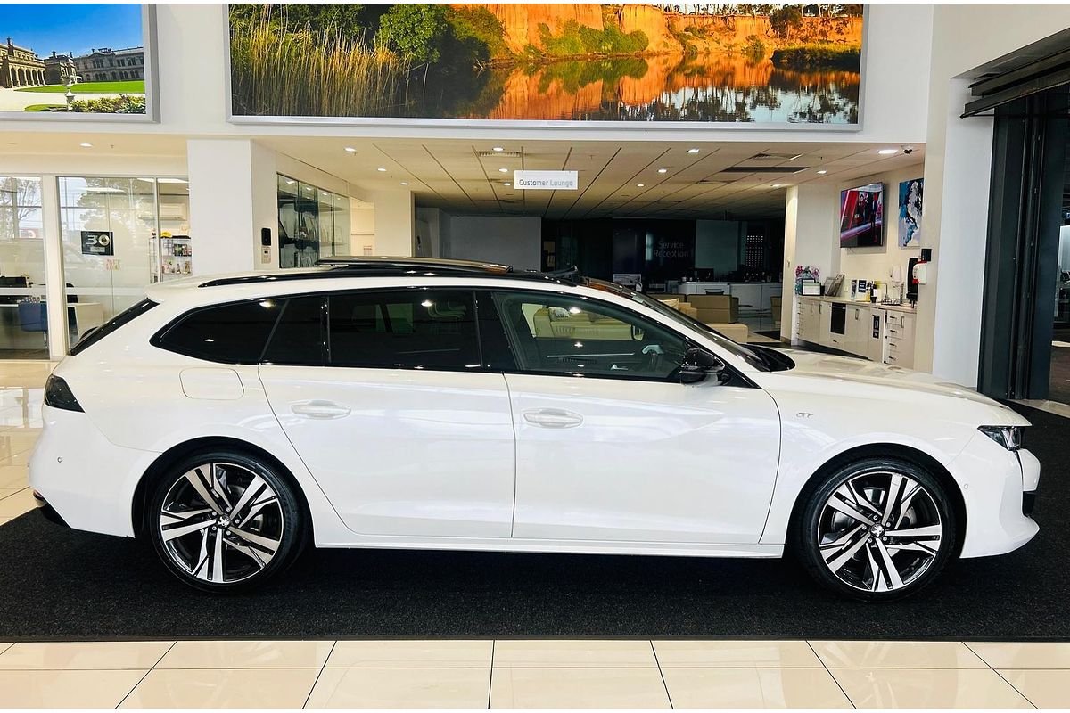 2022 Peugeot 508 GT R8