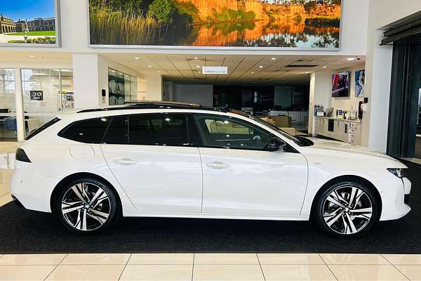 2022 Peugeot 508 GT R8