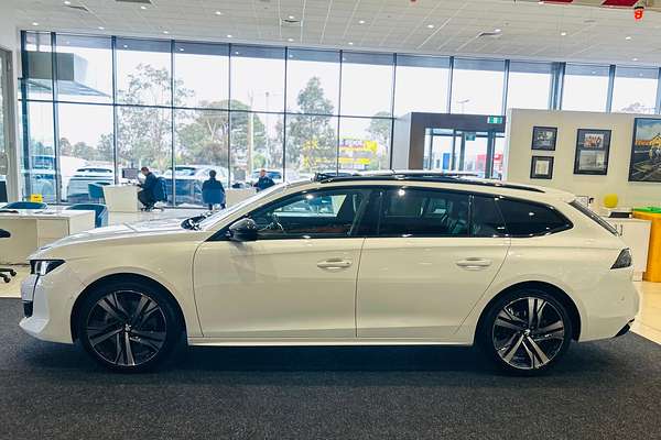 2022 Peugeot 508 GT R8