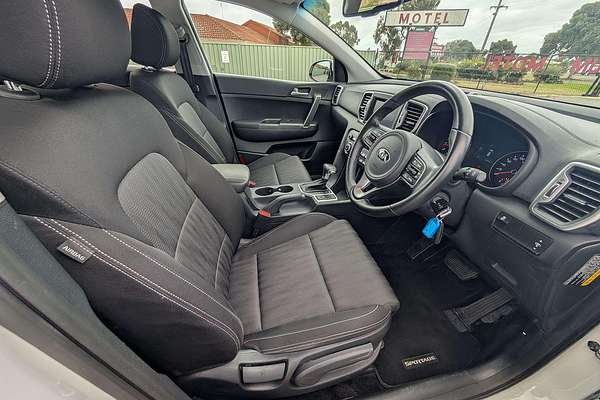 2017 Kia SPORTAGE SPORTAGE Si PREMIUM (FWD) D9W52G61
