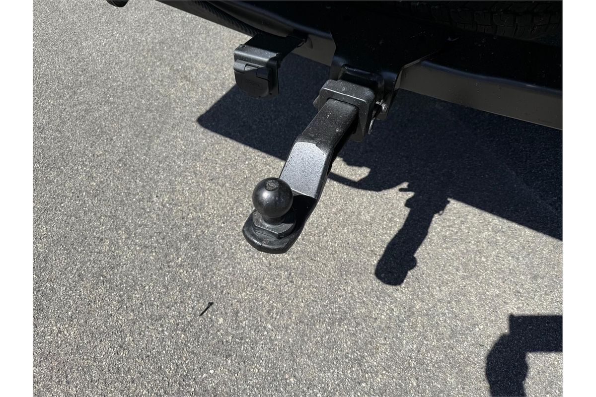 2020 Toyota Hilux SR GUN126R 4X4