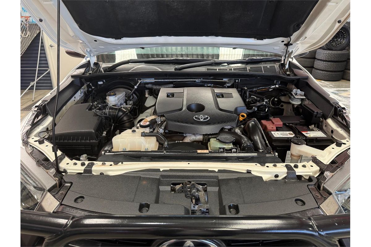 2020 Toyota Hilux SR GUN126R 4X4