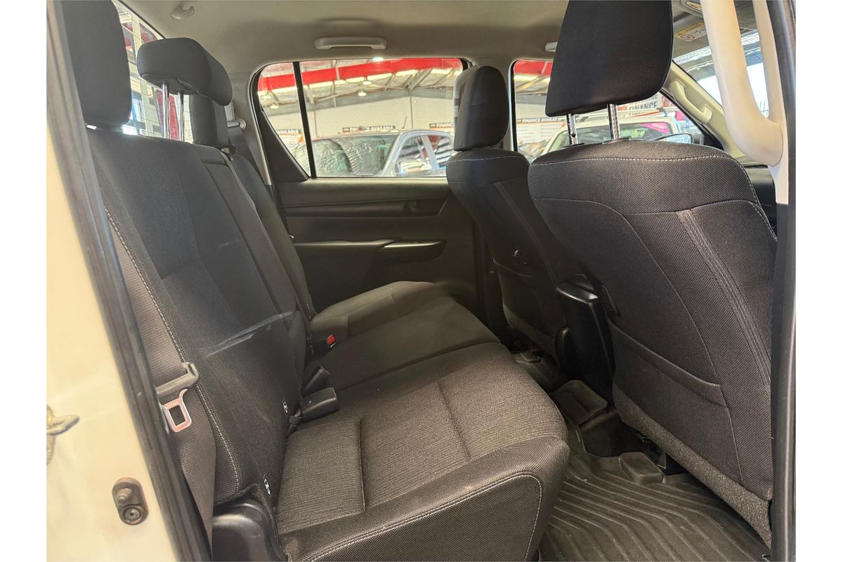 2020 Toyota Hilux SR GUN126R 4X4