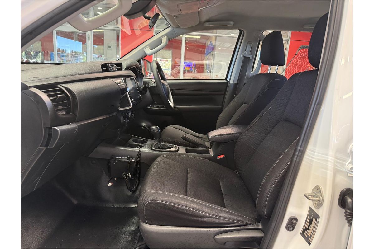 2020 Toyota Hilux SR GUN126R 4X4