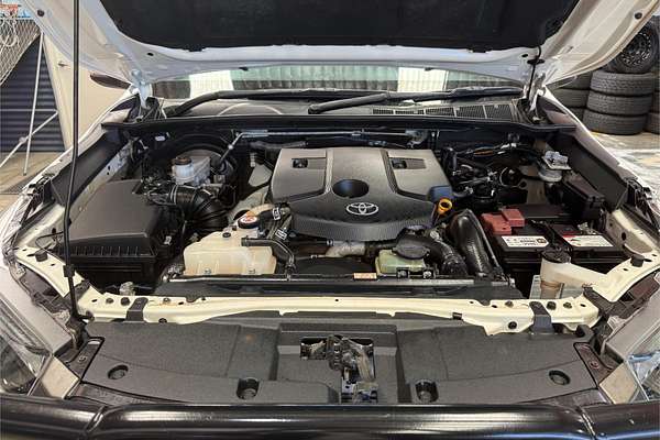 2020 Toyota Hilux SR GUN126R 4X4