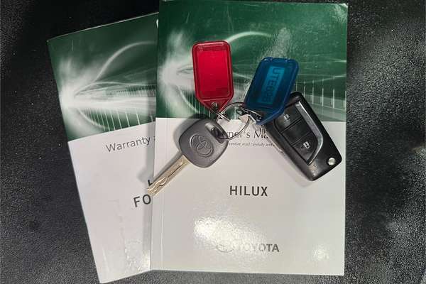 2020 Toyota Hilux SR GUN126R 4X4