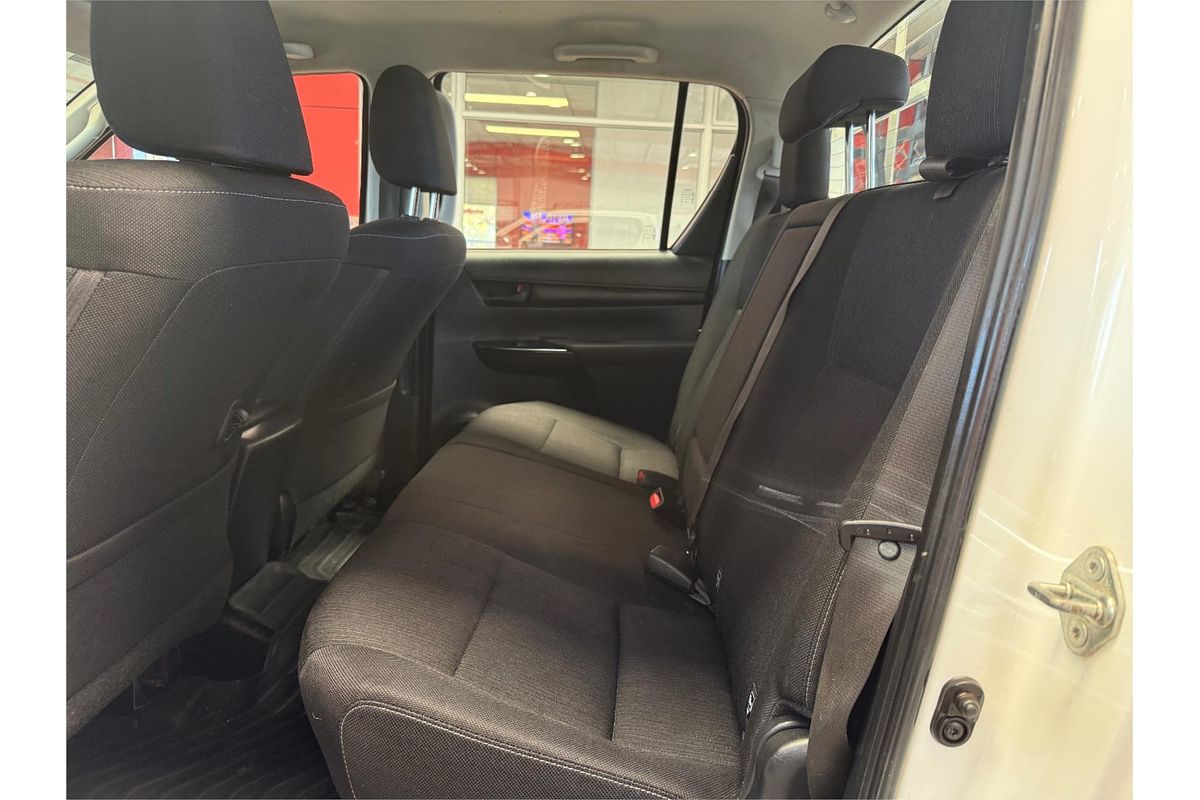 2020 Toyota Hilux SR GUN126R 4X4